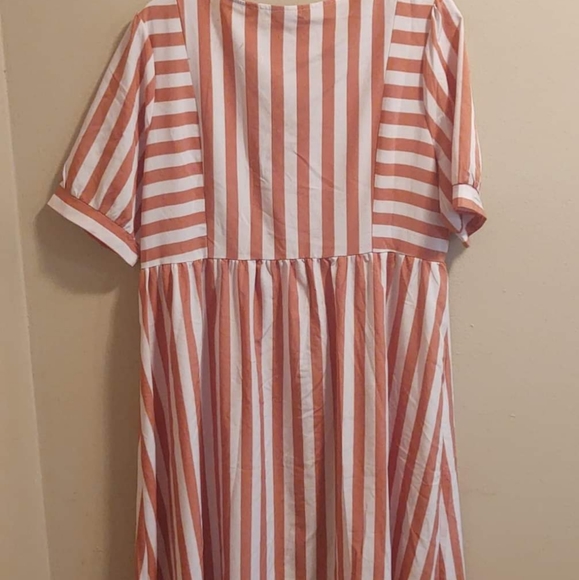 SHEIN red and white striped button up short sleeve dress - Picture 3 of 4